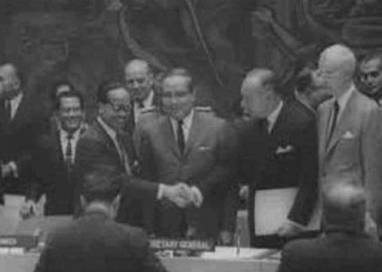 BELANDA SERAHKAN IRIAN BARAT KE INDONESIA MELALUI UNTEA PBB